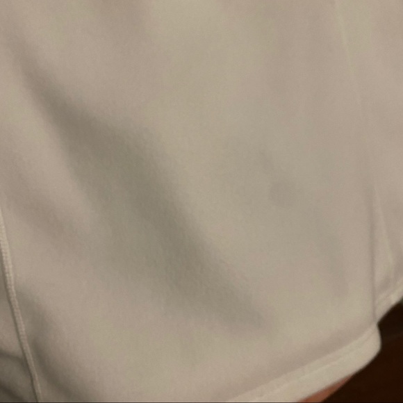 The North Face White Shell - Picture 3 of 9